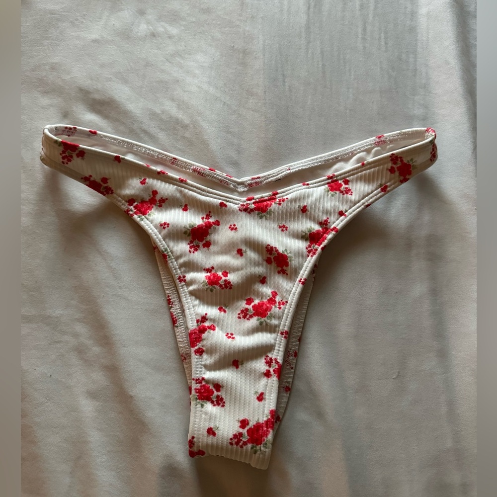 Women's Ribbed V-Front High-Leg
Cheekiest Bikini Bottom Floral